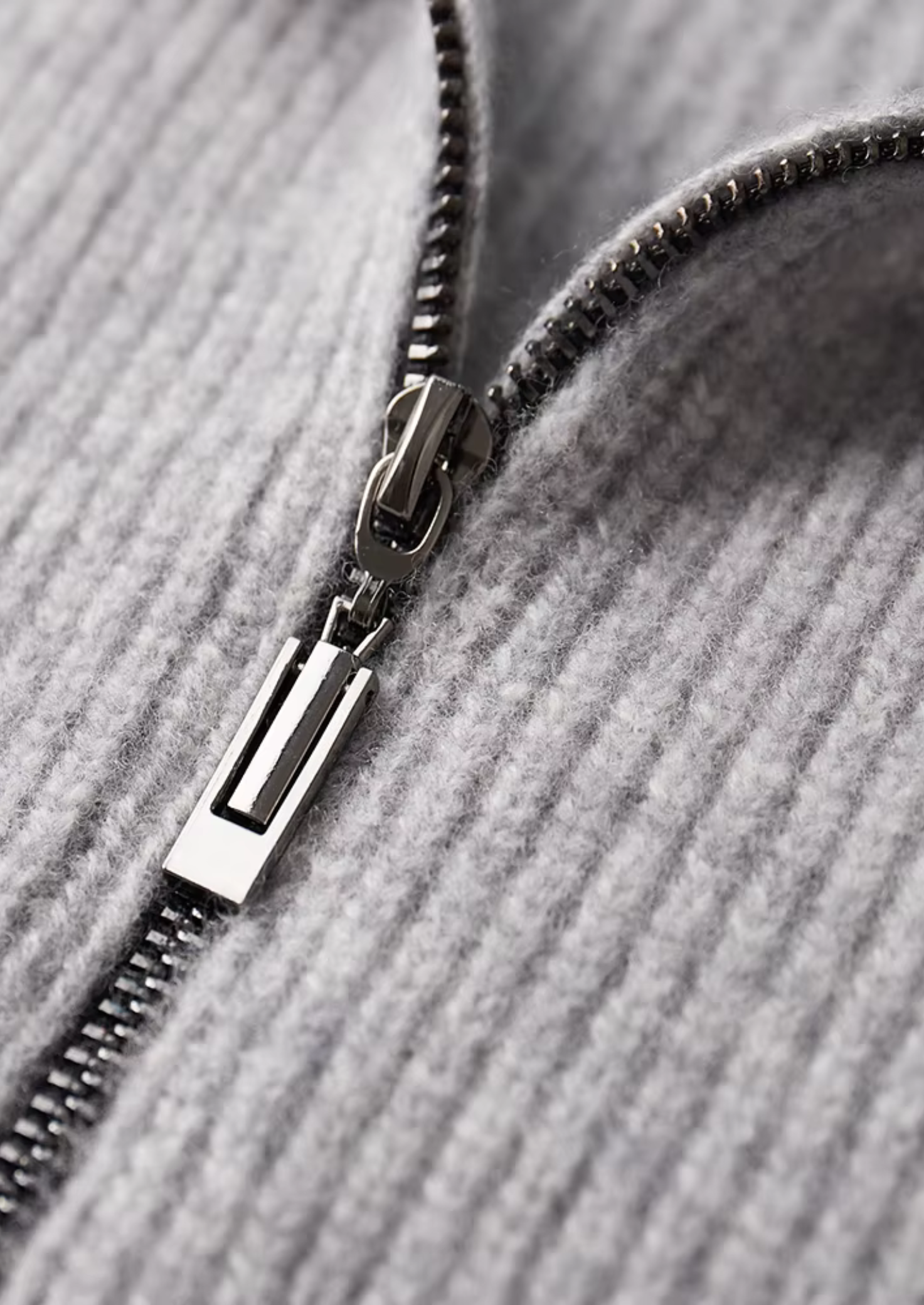 MERINO RIBBED VEST