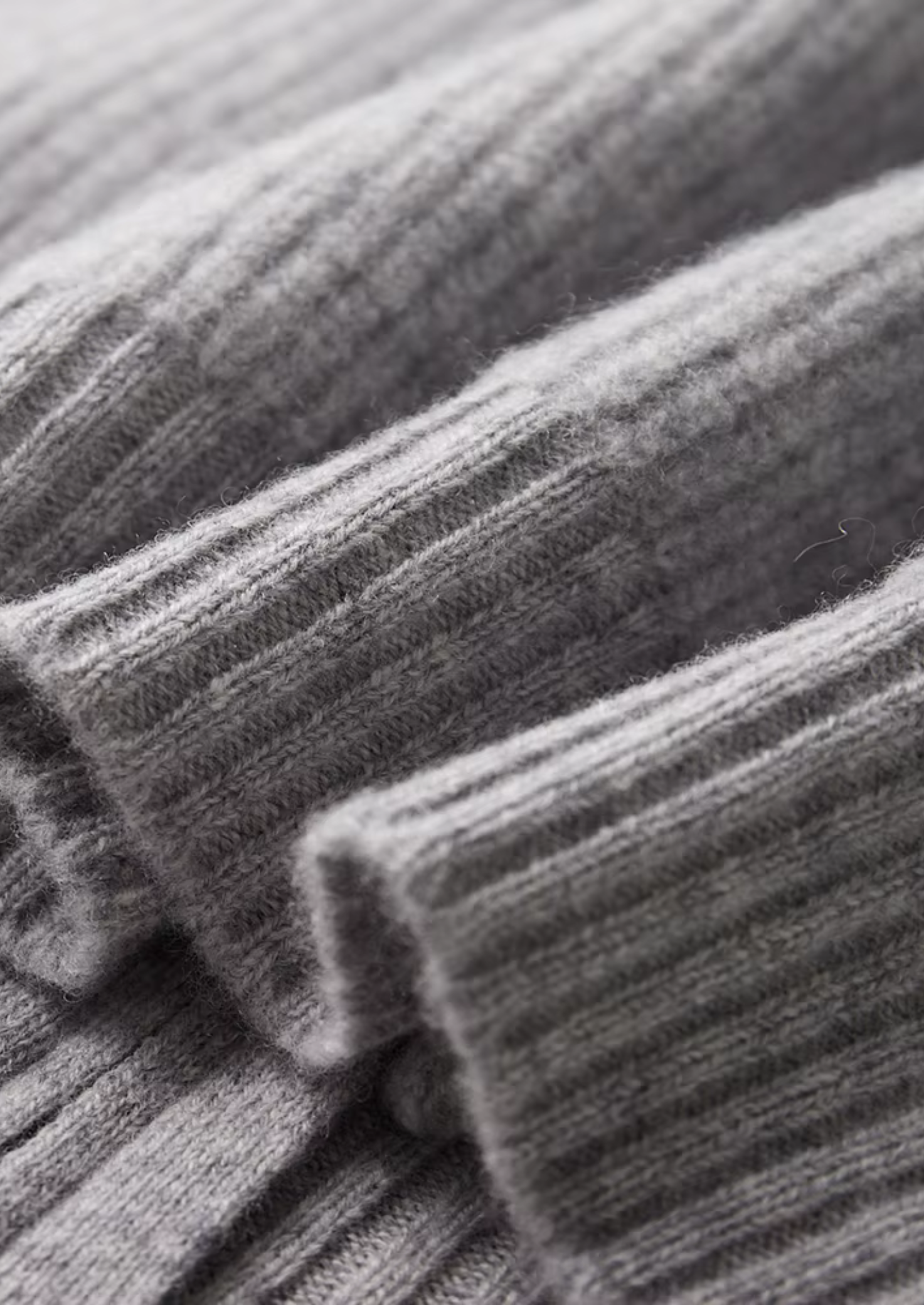 MERINO RIBBED VEST